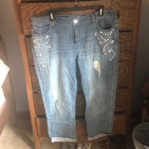 Jeweled Capri jeans size 16